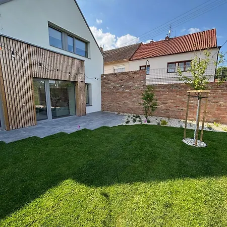 Domus Cobile Apartment Kobyli