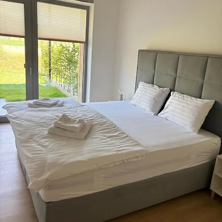 Domus Cobile Apartment *