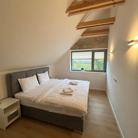 Domus Cobile * Kobylí